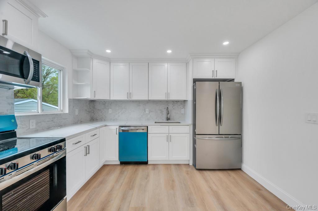 491 Hawkins Road Selden, NY 11784 - Photo 12 of 50