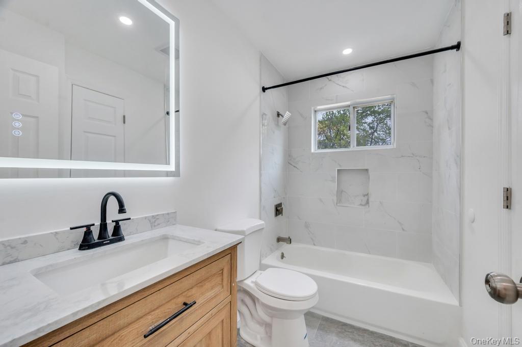 491 Hawkins Road Selden, NY 11784 - Photo 13 of 50