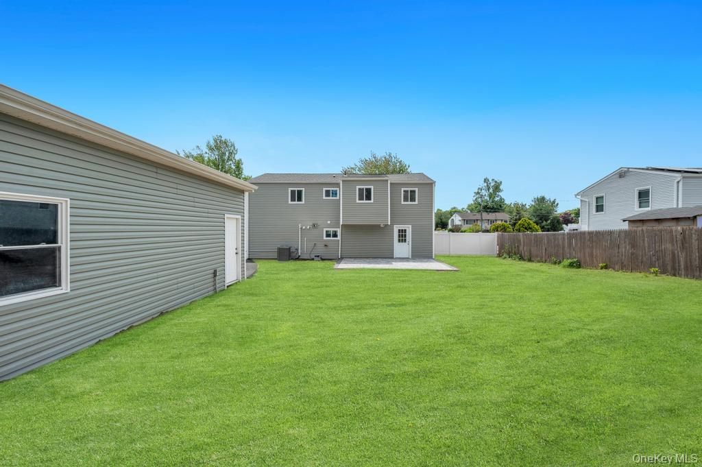 491 Hawkins Road Selden, NY 11784 - Photo 40 of 50
