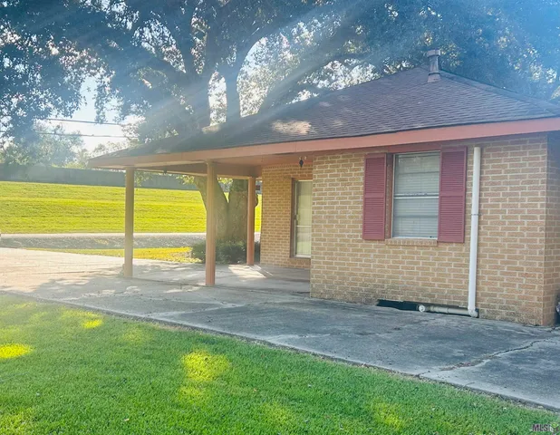 $129,900 | 38925 Bayou Pigeon Road, Plaquemine, LA 70764