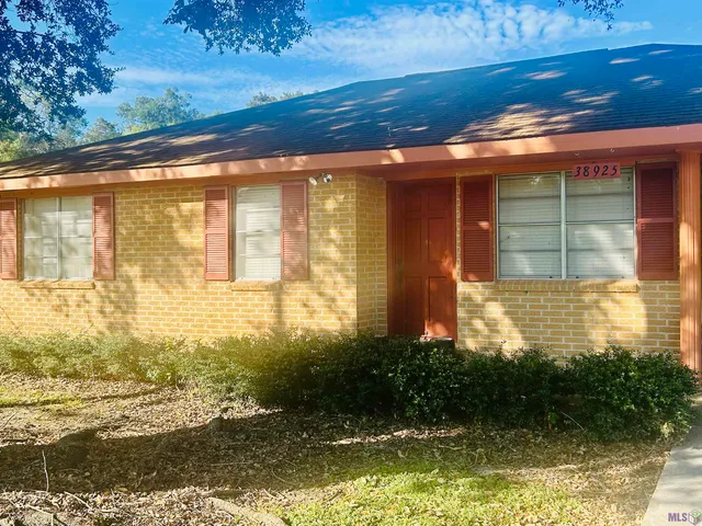 $129,900 | 38925 Bayou Pigeon Road, Plaquemine, LA 70764