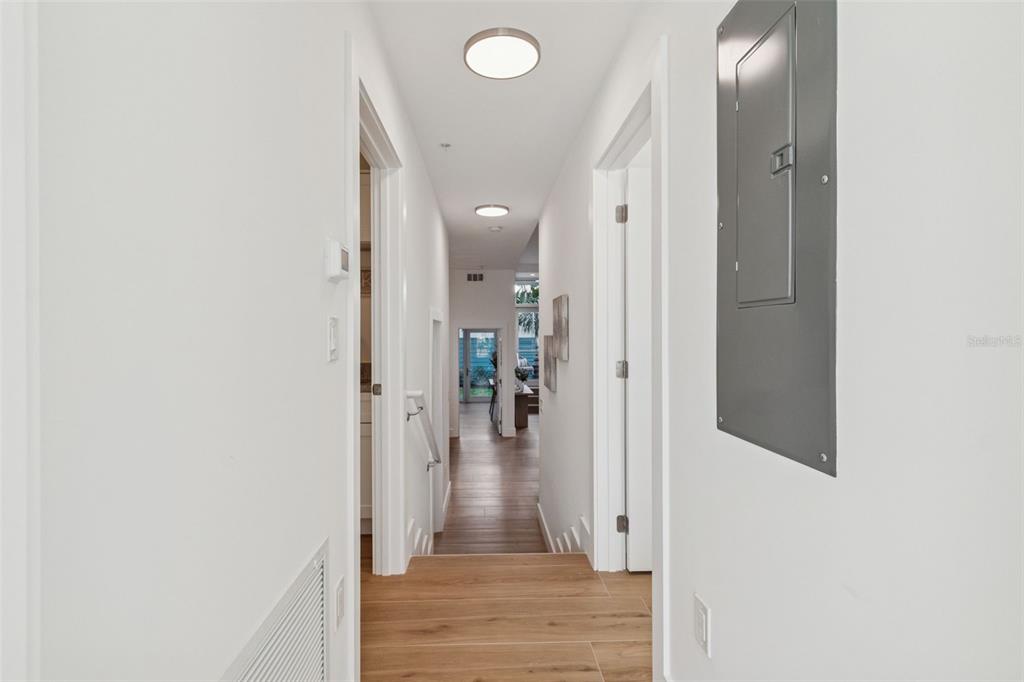 1343 4th Street, Unit 101 Sarasota, FL 34236 - Photo 15 of 87