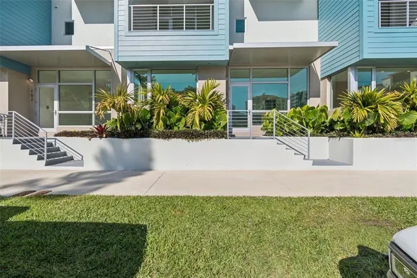 $9,000 | 1343 4th Street, Unit 101, Sarasota, FL 34236