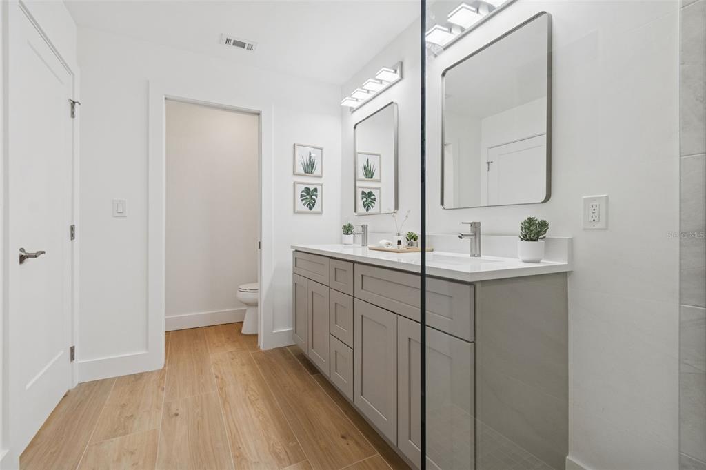 1343 4th Street, Unit 101 Sarasota, FL 34236 - Photo 24 of 87