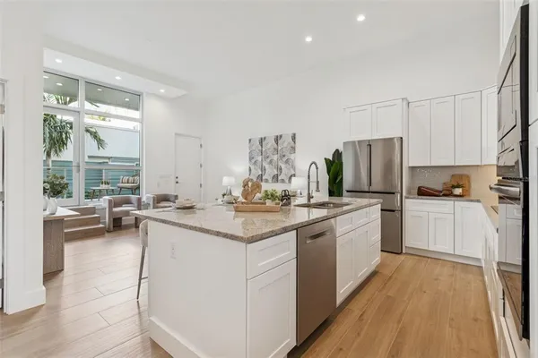 $9,000 | 1343 4th Street, Unit 101, Sarasota, FL 34236
