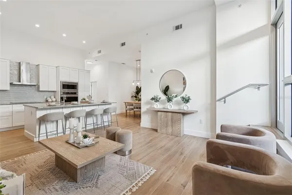 $9,000 | 1343 4th Street, Unit 101, Sarasota, FL 34236
