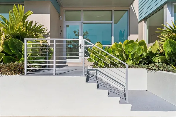 $9,000 | 1343 4th Street, Unit 101, Sarasota, FL 34236