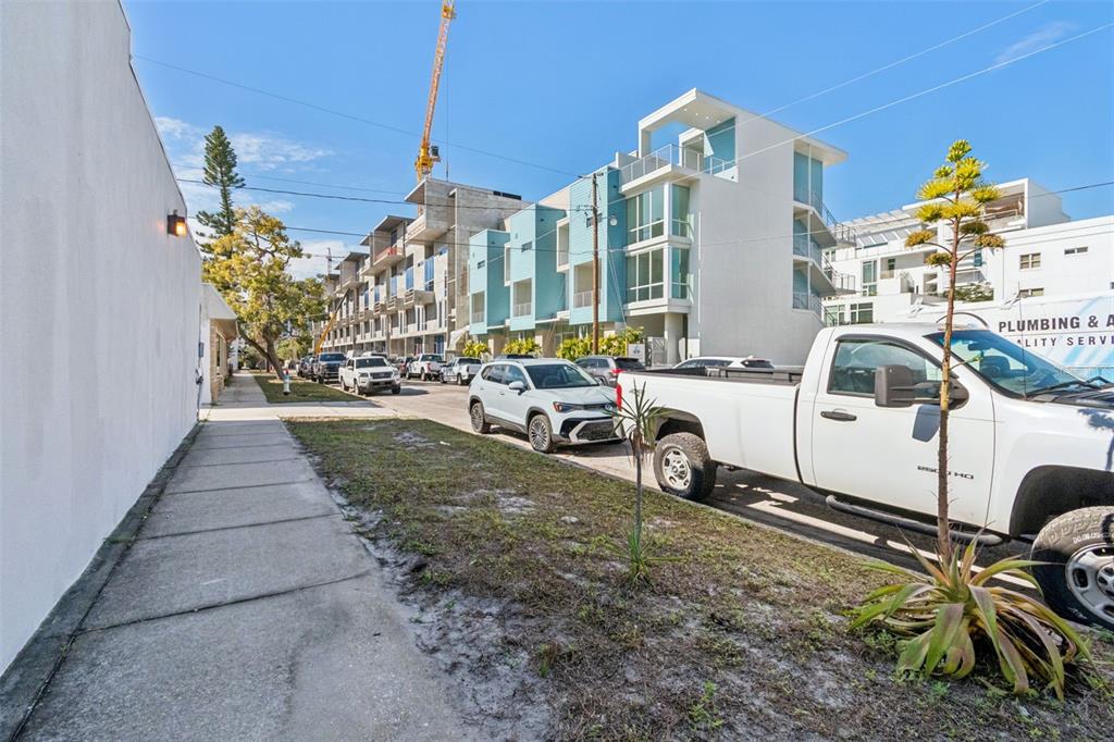 1343 4th Street, Unit 101 Sarasota, FL 34236 - Photo 75 of 87