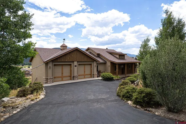 a view of house with a outdoor space