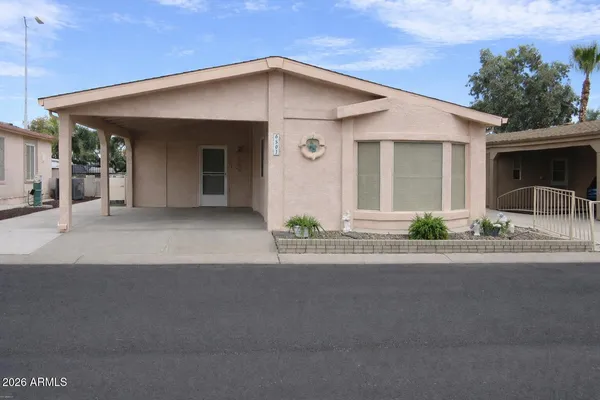 $255,000 | 6501 South Oakmont Drive, Chandler, AZ 85249