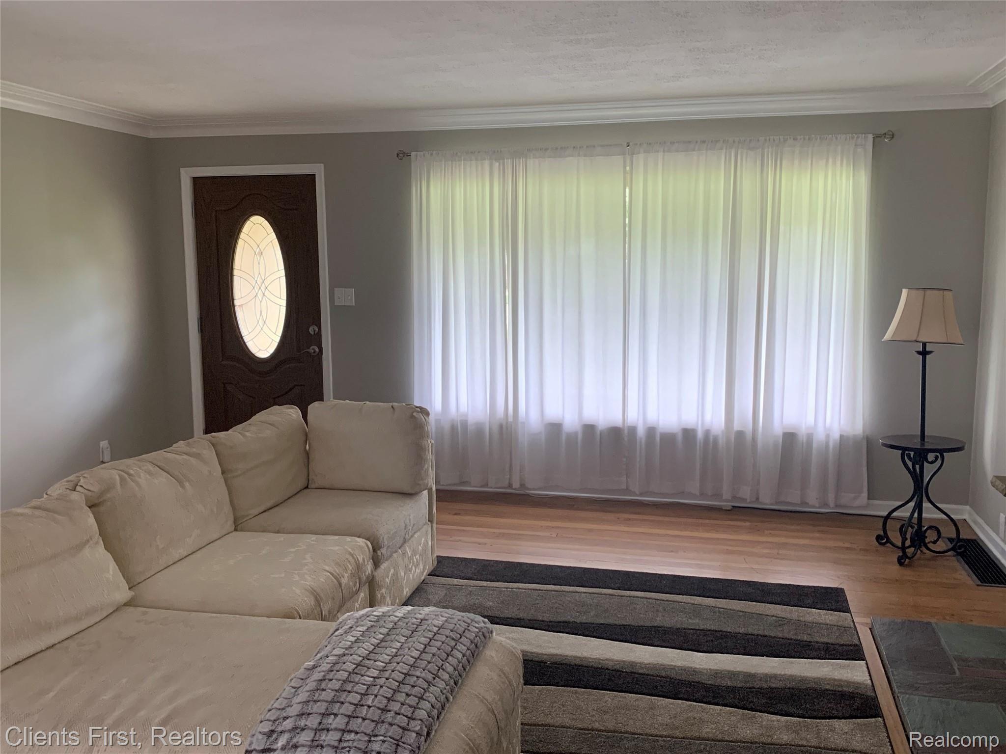 9570 Merriman Road Livonia, MI 48150 - Photo 14 of 44 580EA9A2-3427-47E8-95FB-90CAA517456A.jpeg
