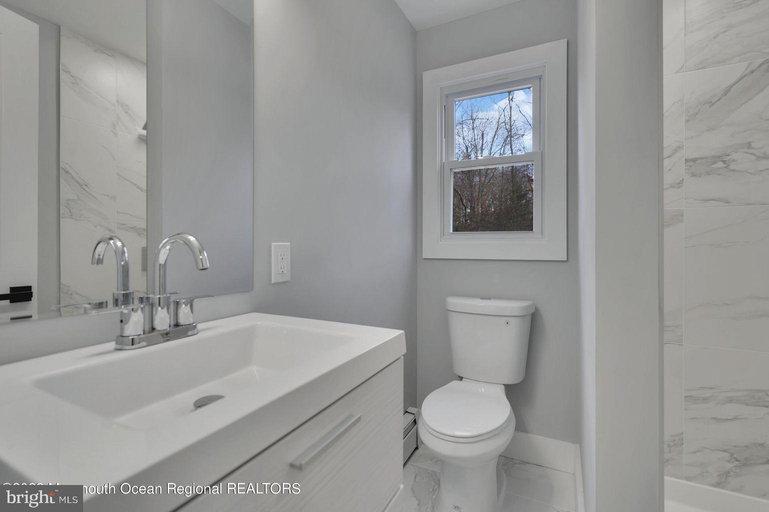 333 Colts Neck Road Farmingdale, NJ 07727 - Photo 18 of 23 Remodeled Bathrooms
