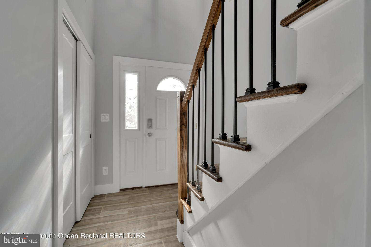 333 Colts Neck Road Farmingdale, NJ 07727 - Photo 23 of 23 tiled floor entry