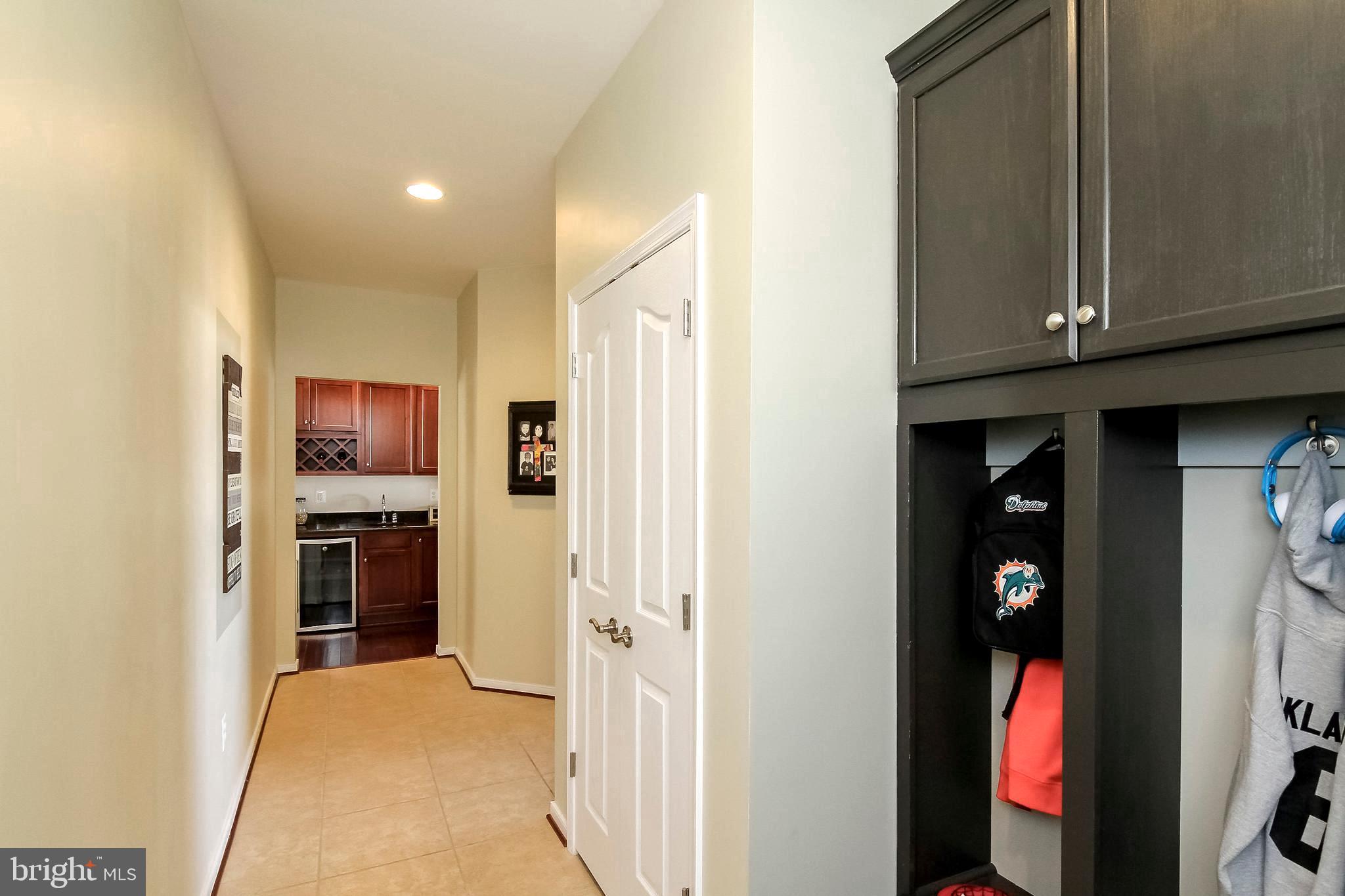 6 Smelters Trace Road Stafford, VA 22554 - Photo 12 of 33 Mud room area with built-in cubbies & cabinets