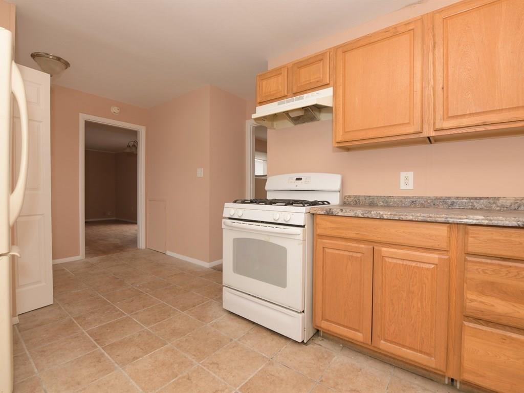 5310 East 16th Street Indianapolis, IN 46218 - Photo 8 of 17