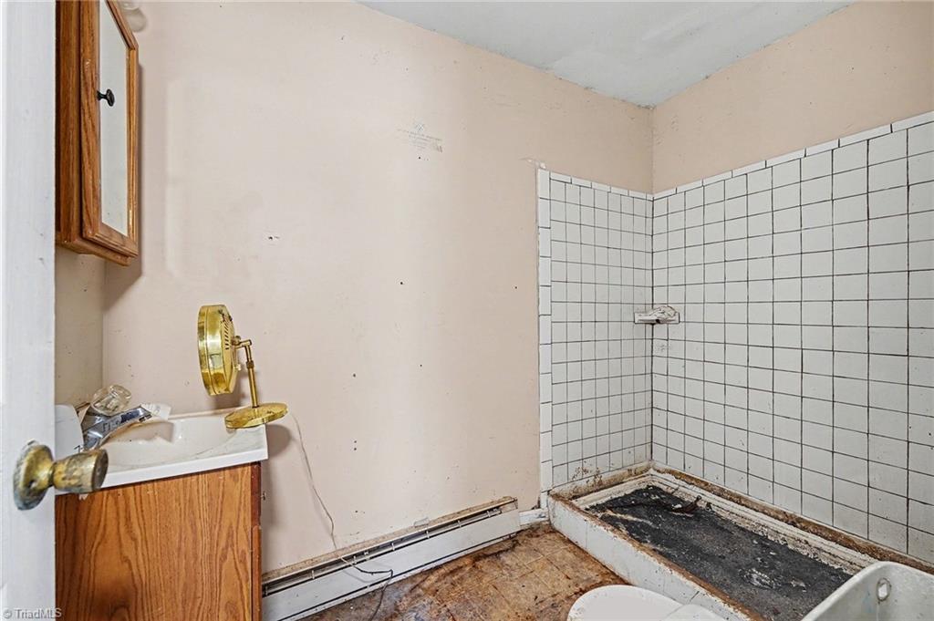 1203 Ridge Avenue Eden, NC 27288 - Photo 27 of 32