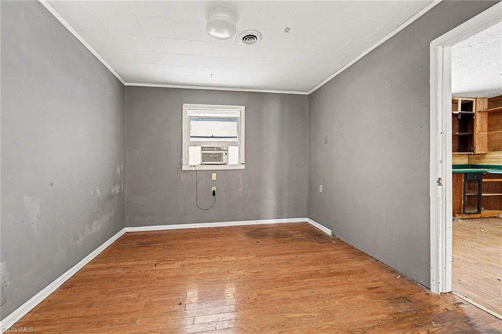 1203 Ridge Avenue Eden, NC 27288 - Photo 10 of 32