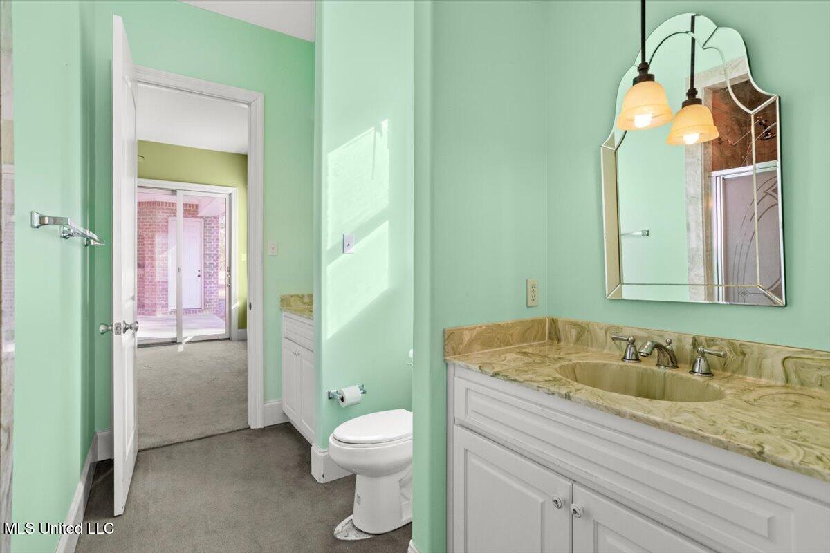 50 Duncan Hatten Road Wiggins, MS 39577 - Photo 36 of 59 36-Jack & Jill Bathroom