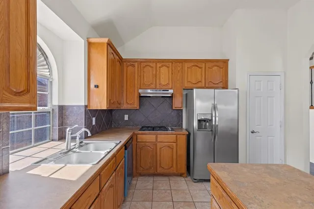 $3,200 | 11712 Pheasant Creek Drive, Fort Worth, TX 76244