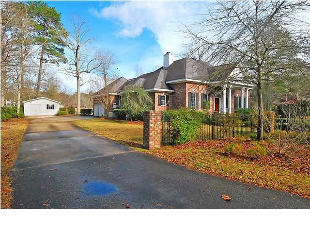 208 Rabbit Run Lane Summerville, SC 29486 - Photo 4 of 24 Additional Photo