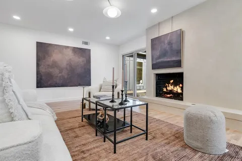 $925,000 | 10930 Ridgemeadow Drive, Dallas, TX 75218