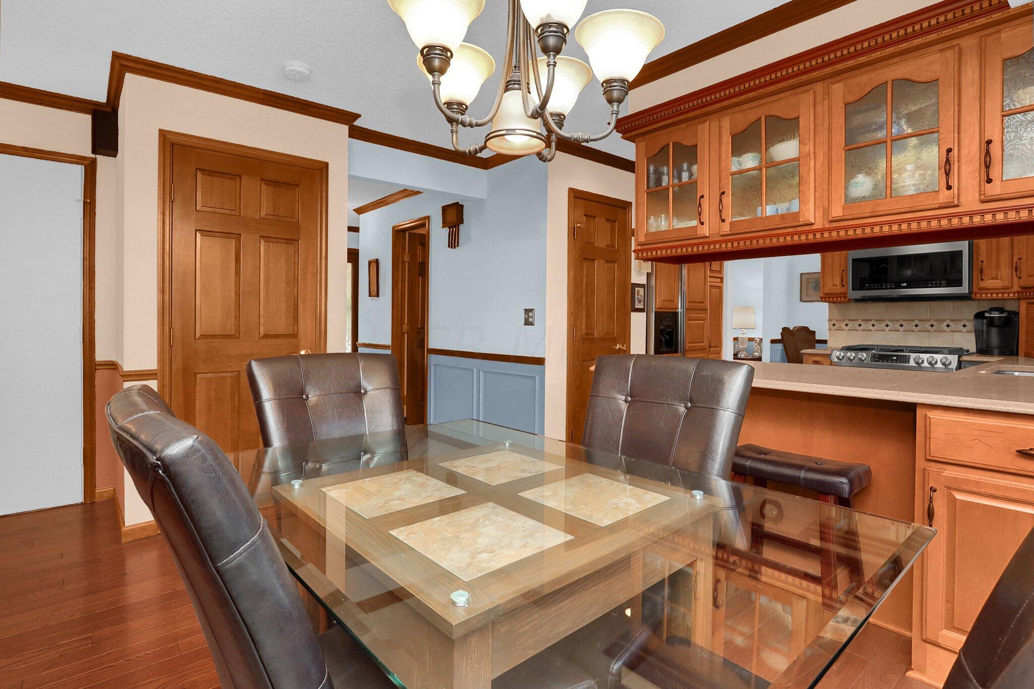 30 Ravine Road Powell, OH 43065 - Photo 17 of 45 18-web-or-mls-30-ravine-rd