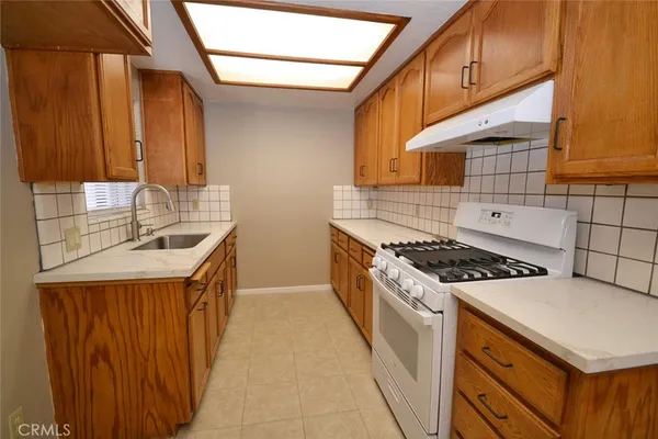 $3,150 | 1416 West 219th Street, Torrance, CA 90501