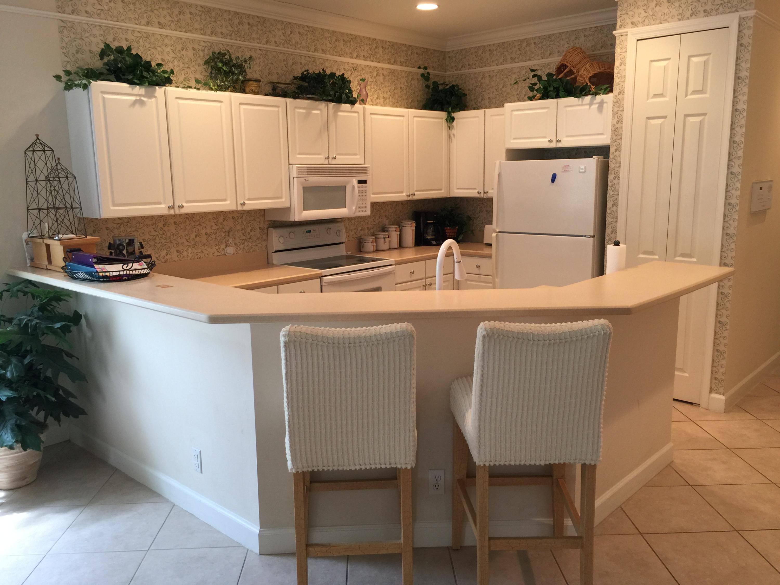 8320 Riviera Way Port St. Lucie, FL 34986 - Photo 3 of 11 KITCHEN