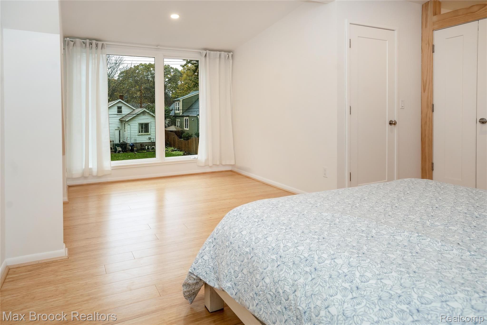 90 Amherst Road Pleasant Ridge, MI 48069 - Photo 24 of 43 Huge new windows in new master bedroom
