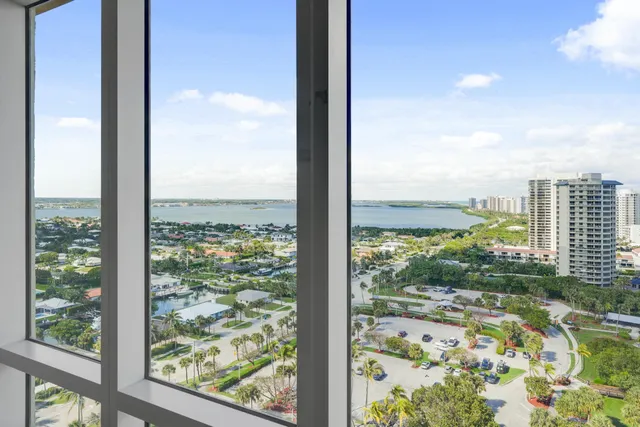 $750,000 | 3800 North Ocean Drive, Unit 1907, Singer Island, FL 33404