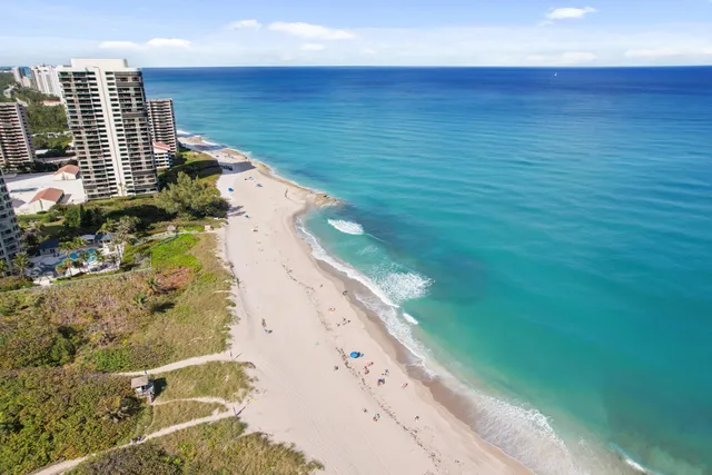 $750,000 | 3800 North Ocean Drive, Unit 1907, Singer Island, FL 33404