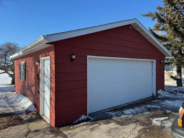 $185,000 | 17915 140th Ave N East, Thief River Falls, MN 56701