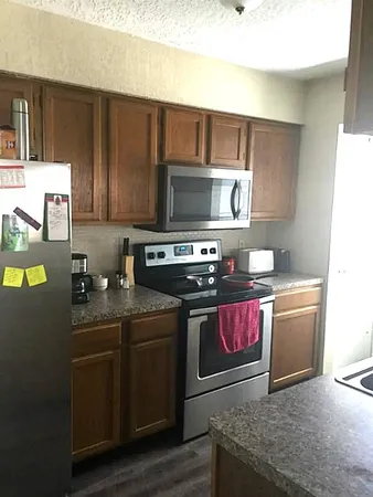 $1,150 | 2402 Sycamore Avenue, Unit B3, Huntsville, TX 77340