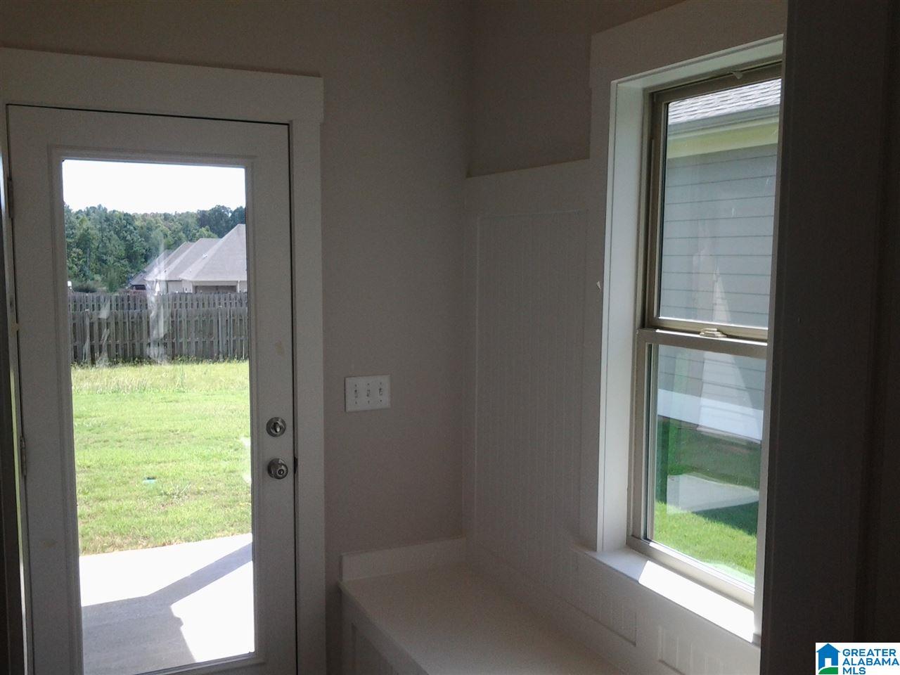 228 Lorrin Lane Sterrett, AL 35147 - Photo 12 of 32