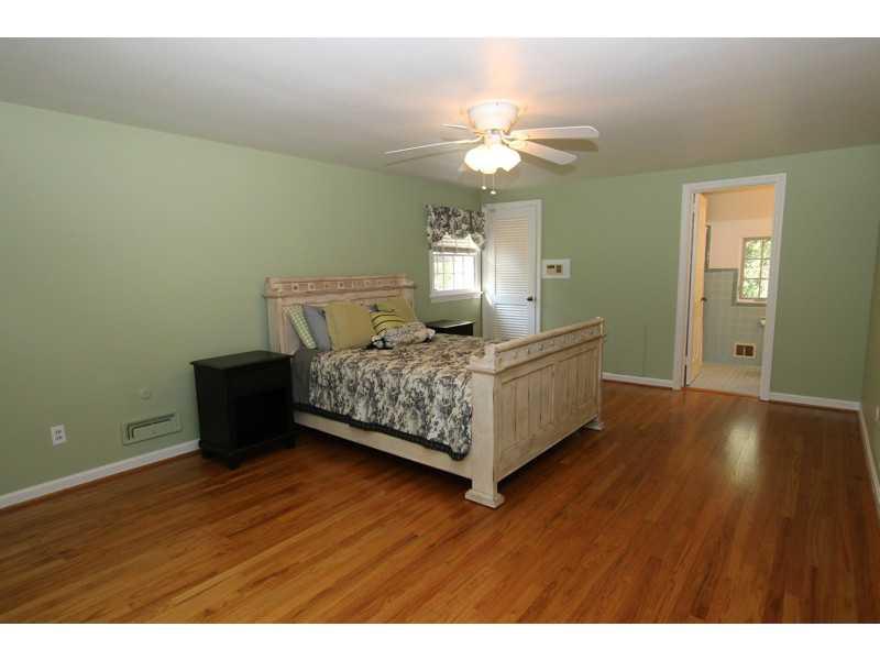 740 Scrubgrass Road Mt. Lebanon, PA 15243 - Photo 14 of 25 Master Bedroom.