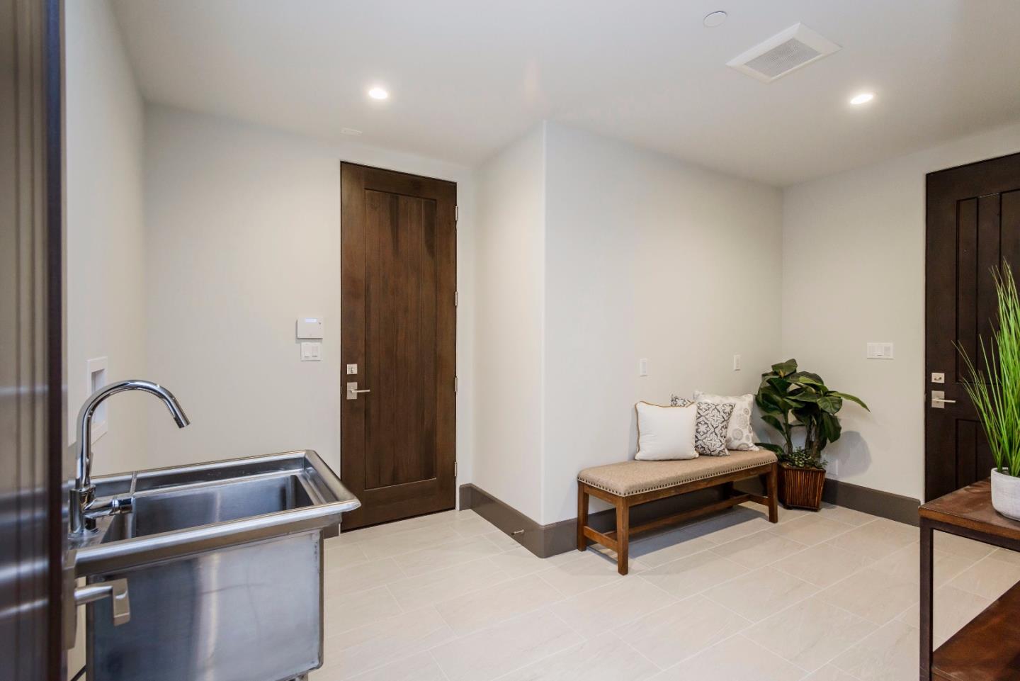 545 Darrell Road Hillsborough, CA 94010 - Photo 30 of 35