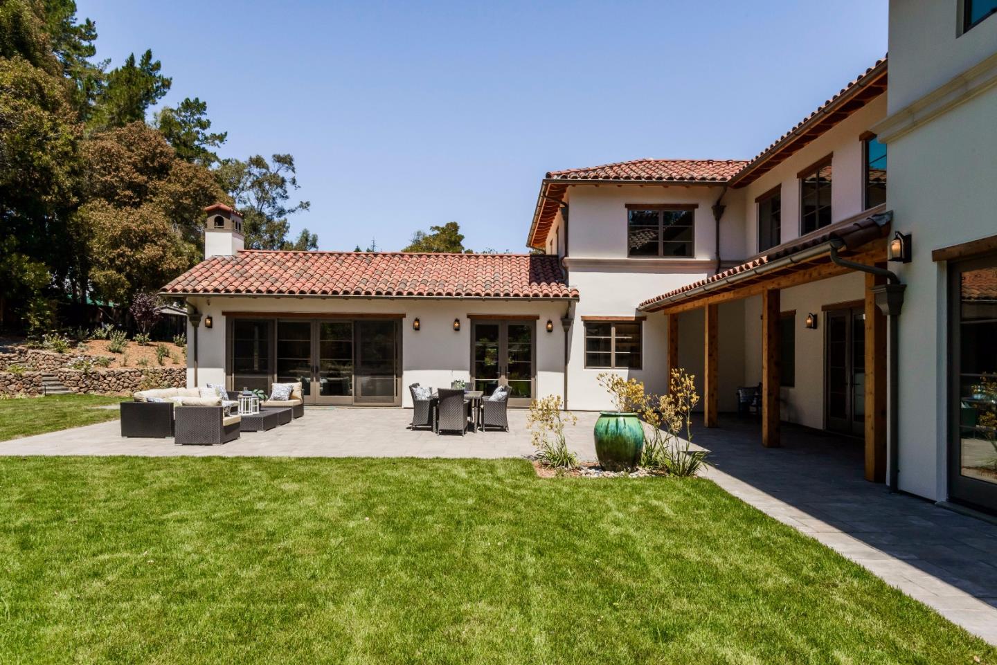 545 Darrell Road Hillsborough, CA 94010 - Photo 34 of 35