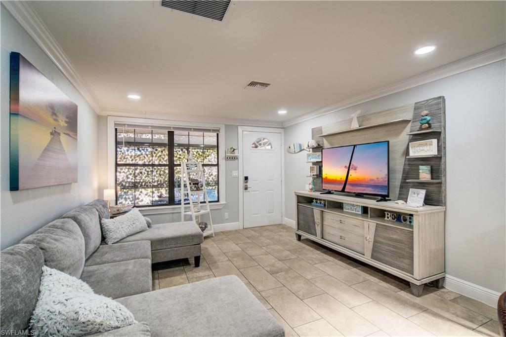 5322 Treetops Drive, Unit I Naples, FL 34113 - Photo 4 of 15