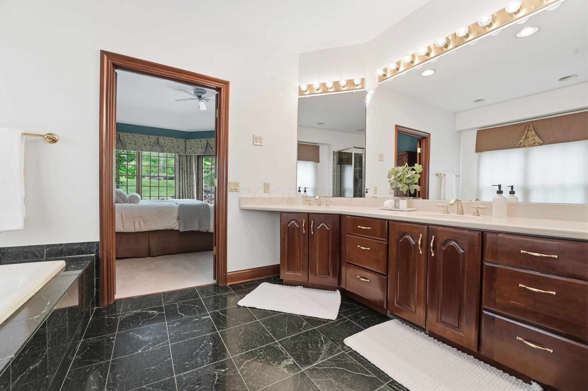 1159 Stone Run Lancaster, OH 43130 - Photo 29 of 53 Primary Bath.