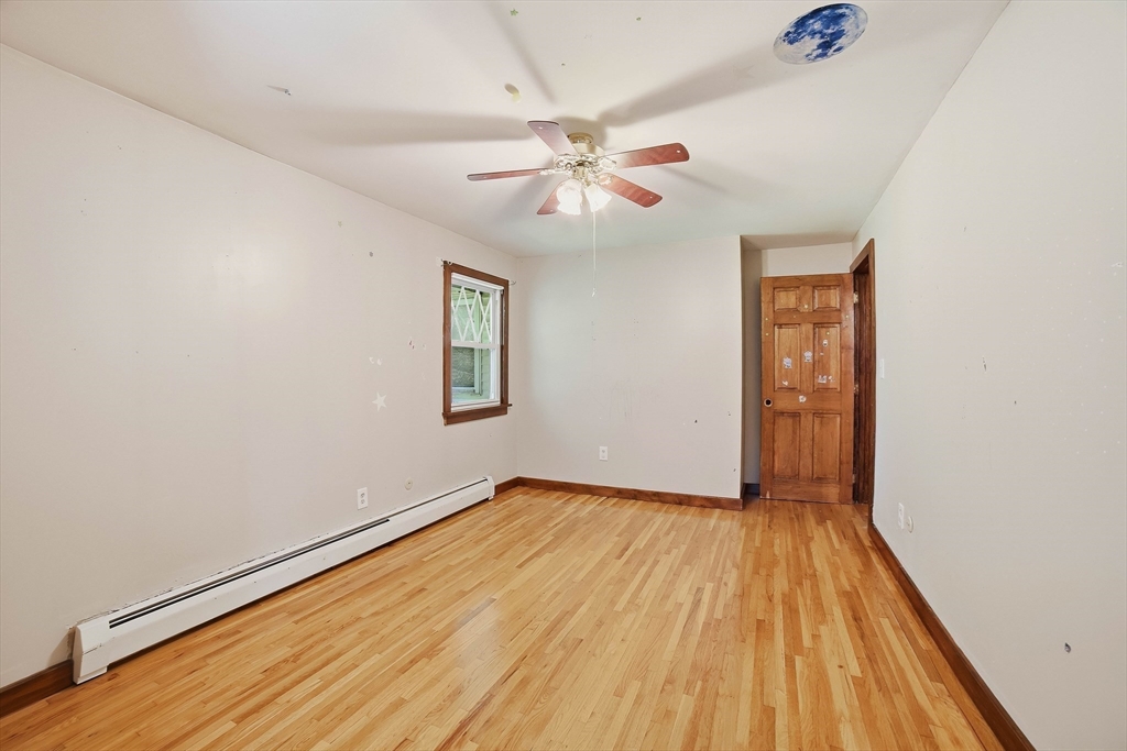 132 Charlton Road Spencer, MA 01562 - Photo 22 of 34