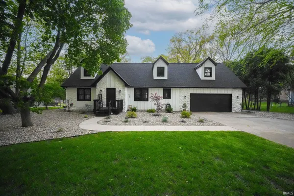 $399,999 | 51246 Shady Lane, Elkhart, IN 46514