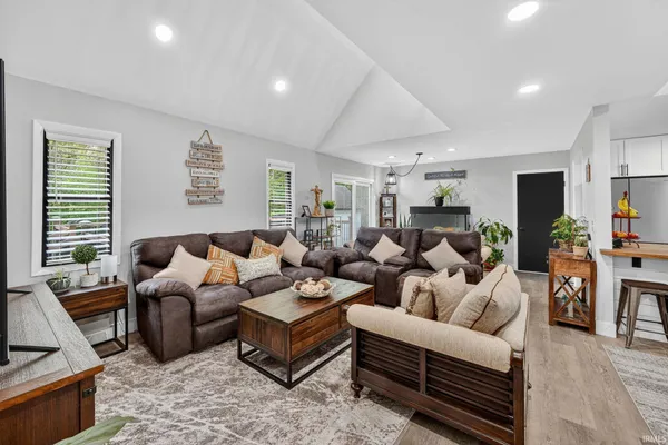 $399,999 | 51246 Shady Lane, Elkhart, IN 46514