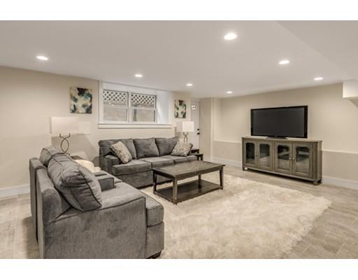 1486 Columbia Road Boston, MA 02127 - Photo 9 of 29