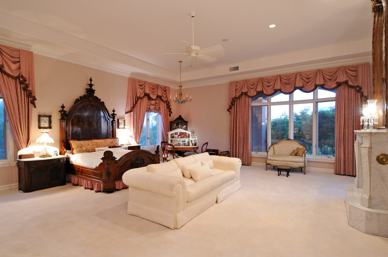 4702 East Rockridge Road Phoenix, AZ 85018 - Photo 9 of 30 r9