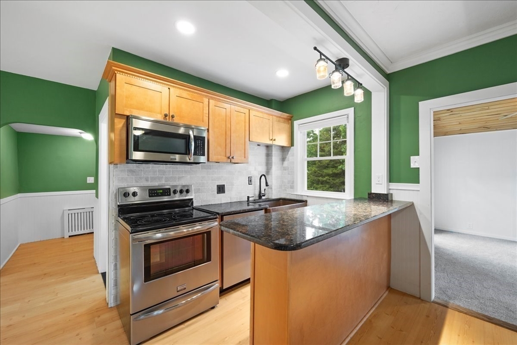 49 Pine Road Attleboro, MA 02703 - Photo 13 of 42 Gallery Image 13
