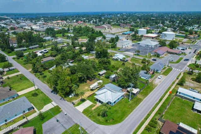 $337,500 | 1119 New York Avenue, Lynn Haven, FL 32444