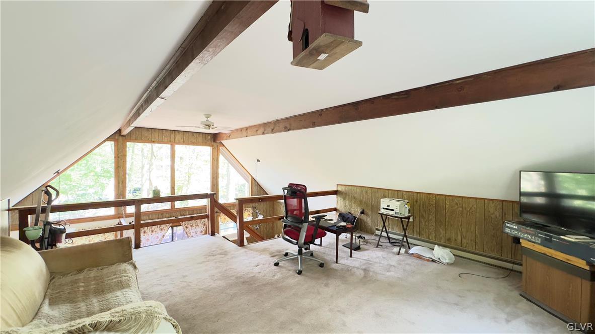 239 Saunders Drive Bushkill, PA 18324 - Photo 12 of 26 a view of a livingroom with furniture and white walls