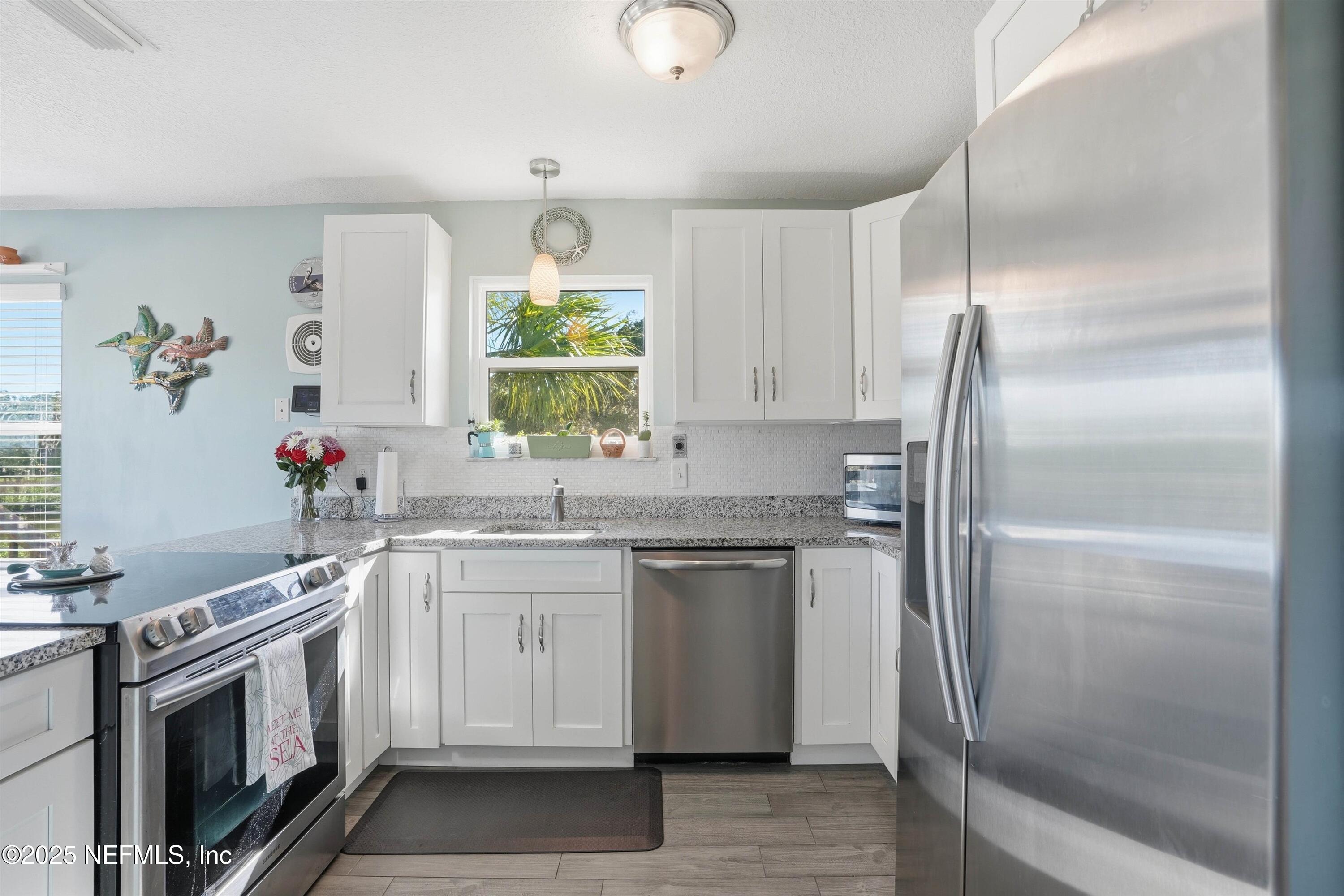 31 Oak Street St. Augustine, FL 32084 - Photo 12 of 41 12-Kitchen