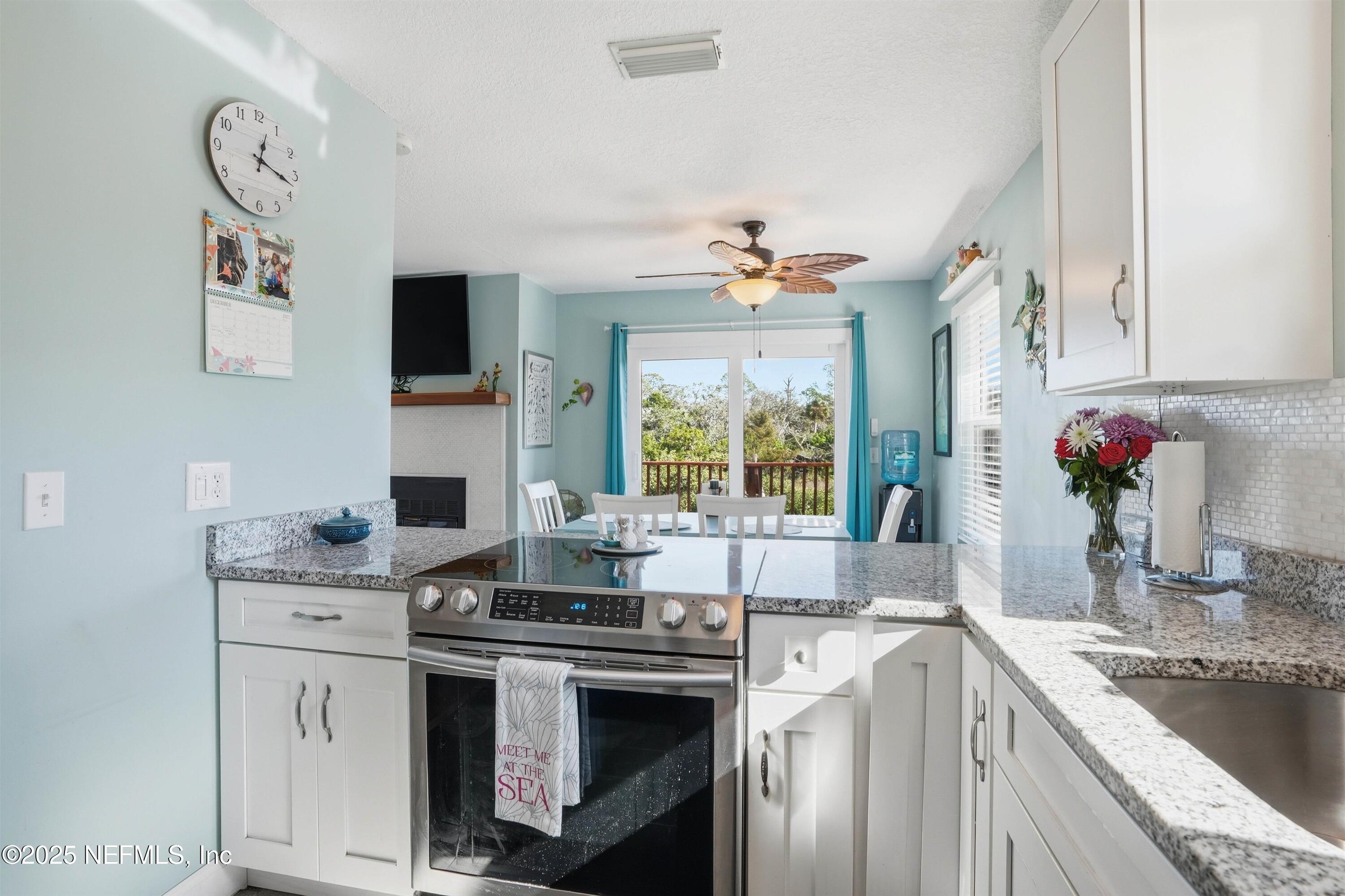 31 Oak Street St. Augustine, FL 32084 - Photo 13 of 41 13-Kitchen