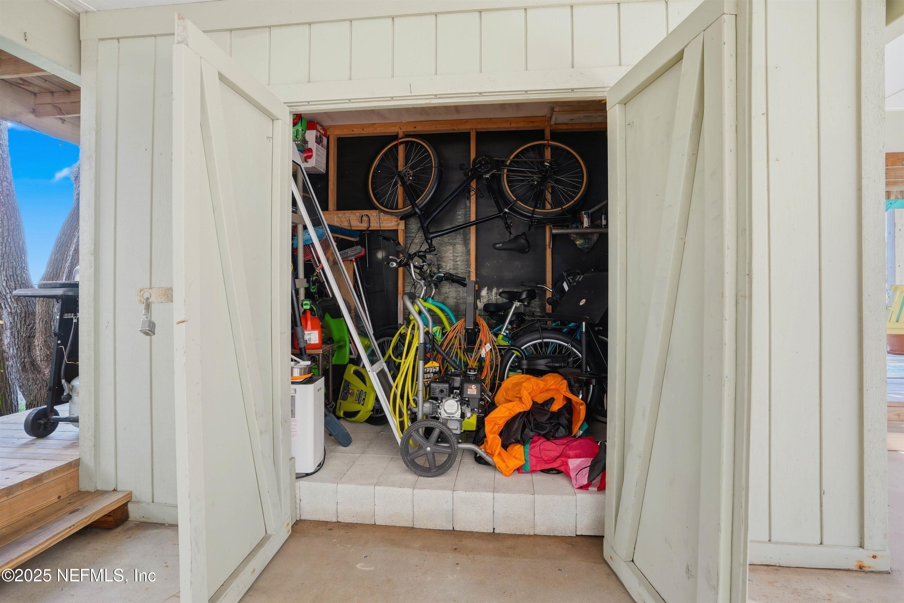 31 Oak Street St. Augustine, FL 32084 - Photo 29 of 41 29-Shed